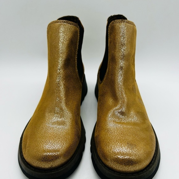 FLY LONDON WOMEN’S CHELSEAEA PULL ON LEATHER GOLD BOOTIE SIZE 39 - Picture 9 of 16